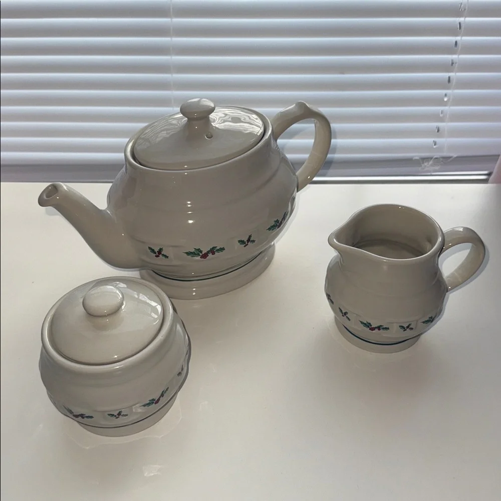Longaberger Pottery Cream Teapot -Sugar And‎ Cream Set